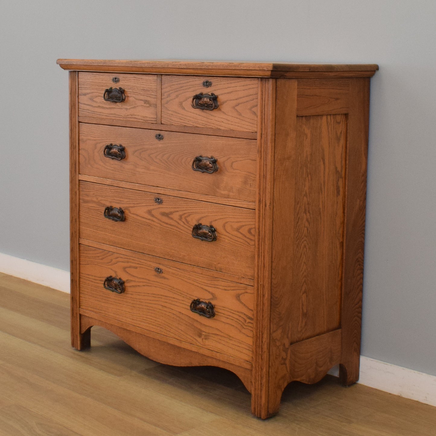 Large Oak Chest of Drawers