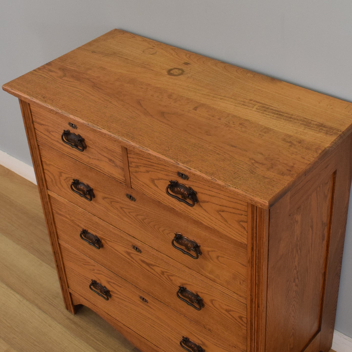 Large Oak Chest of Drawers