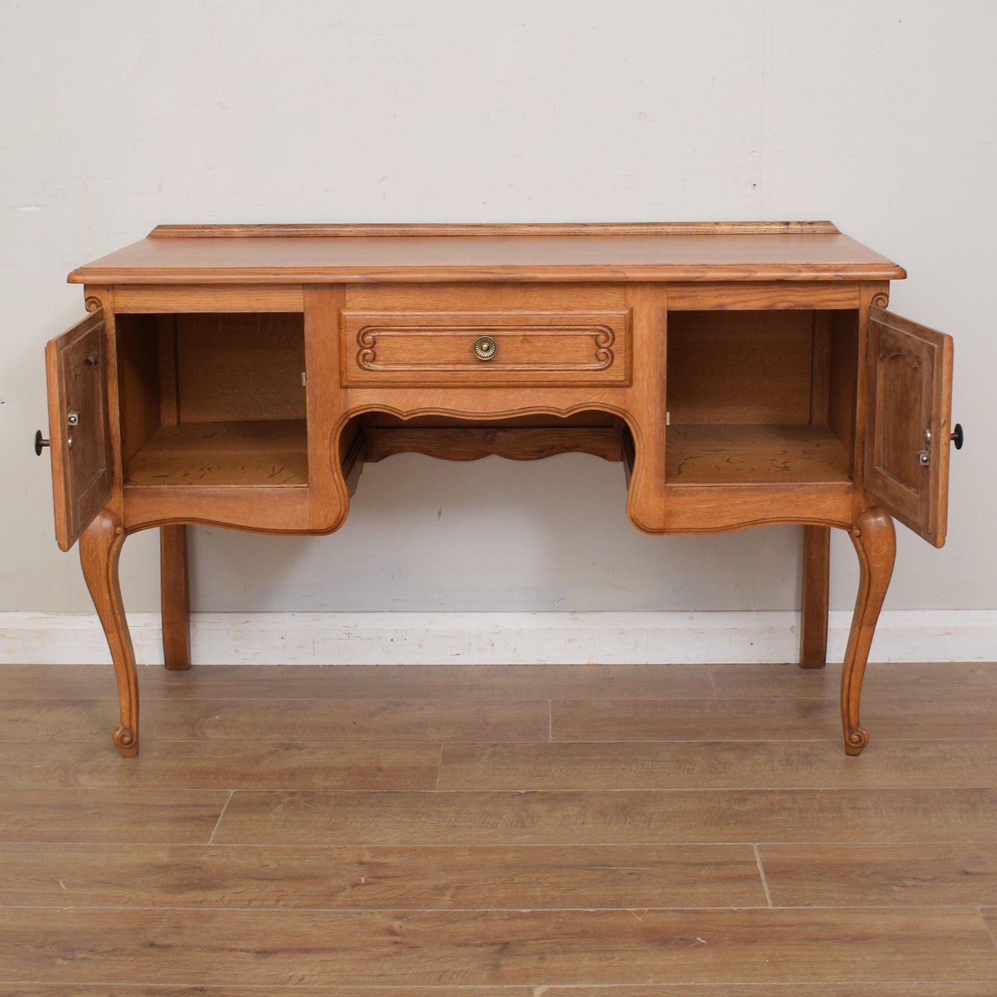 French Dressing Table