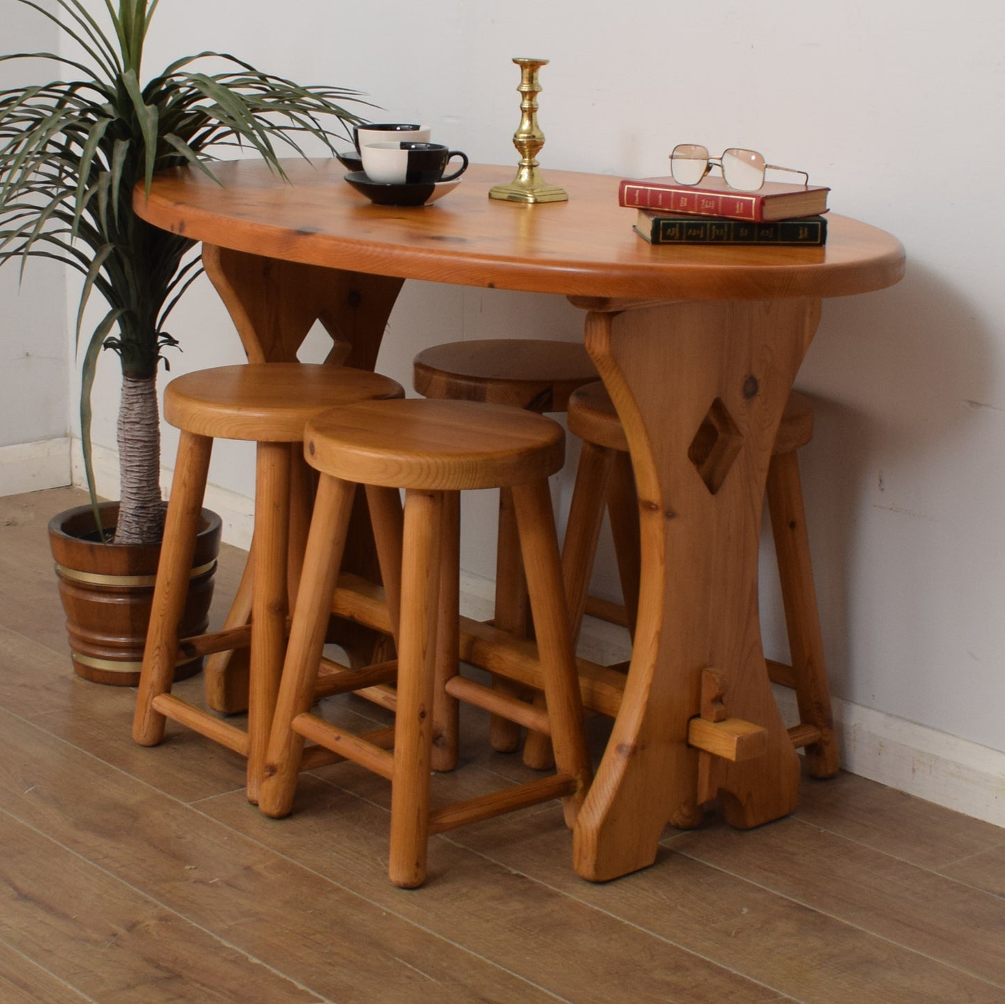 Pine Table & Four Stools