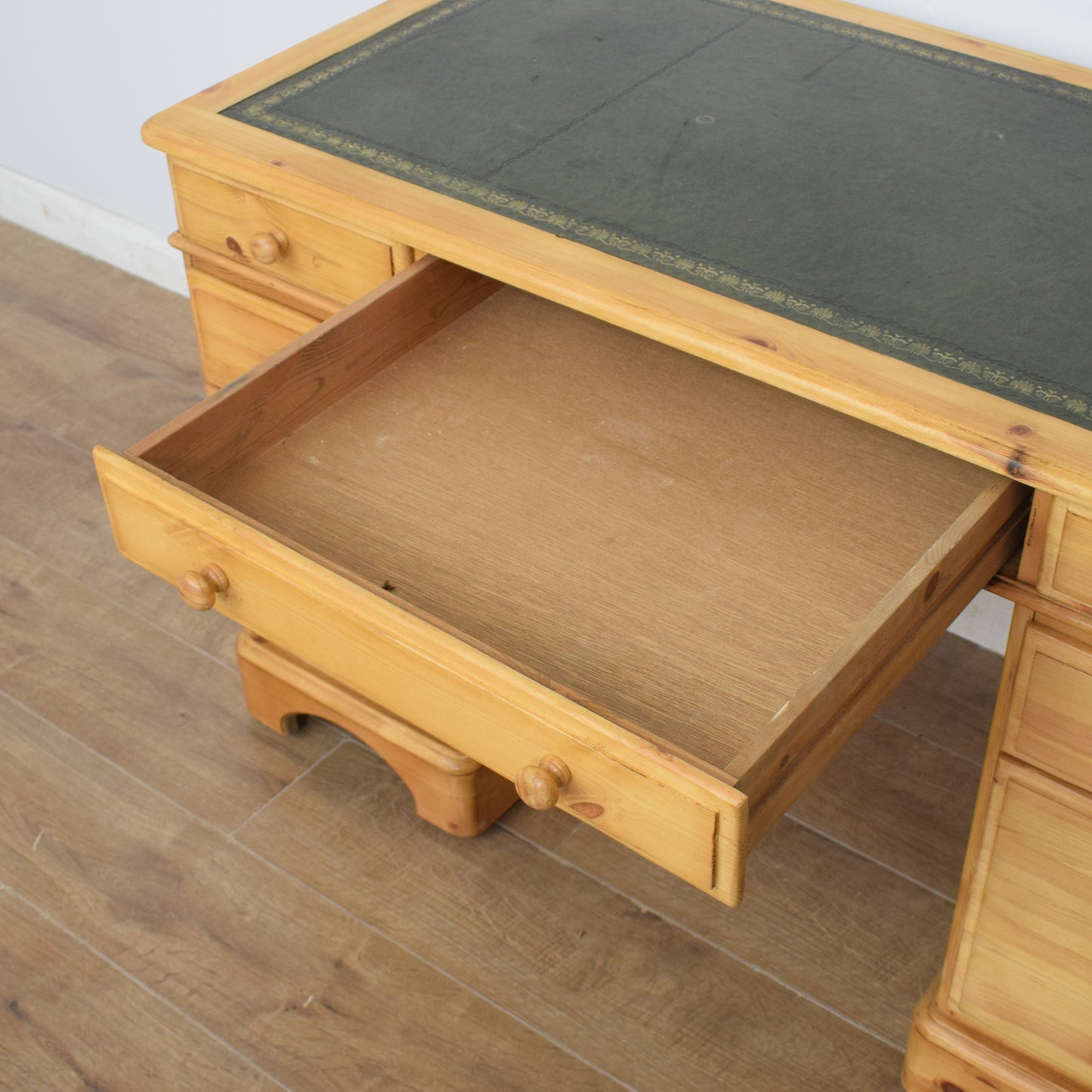 Pine Pedestal Desk