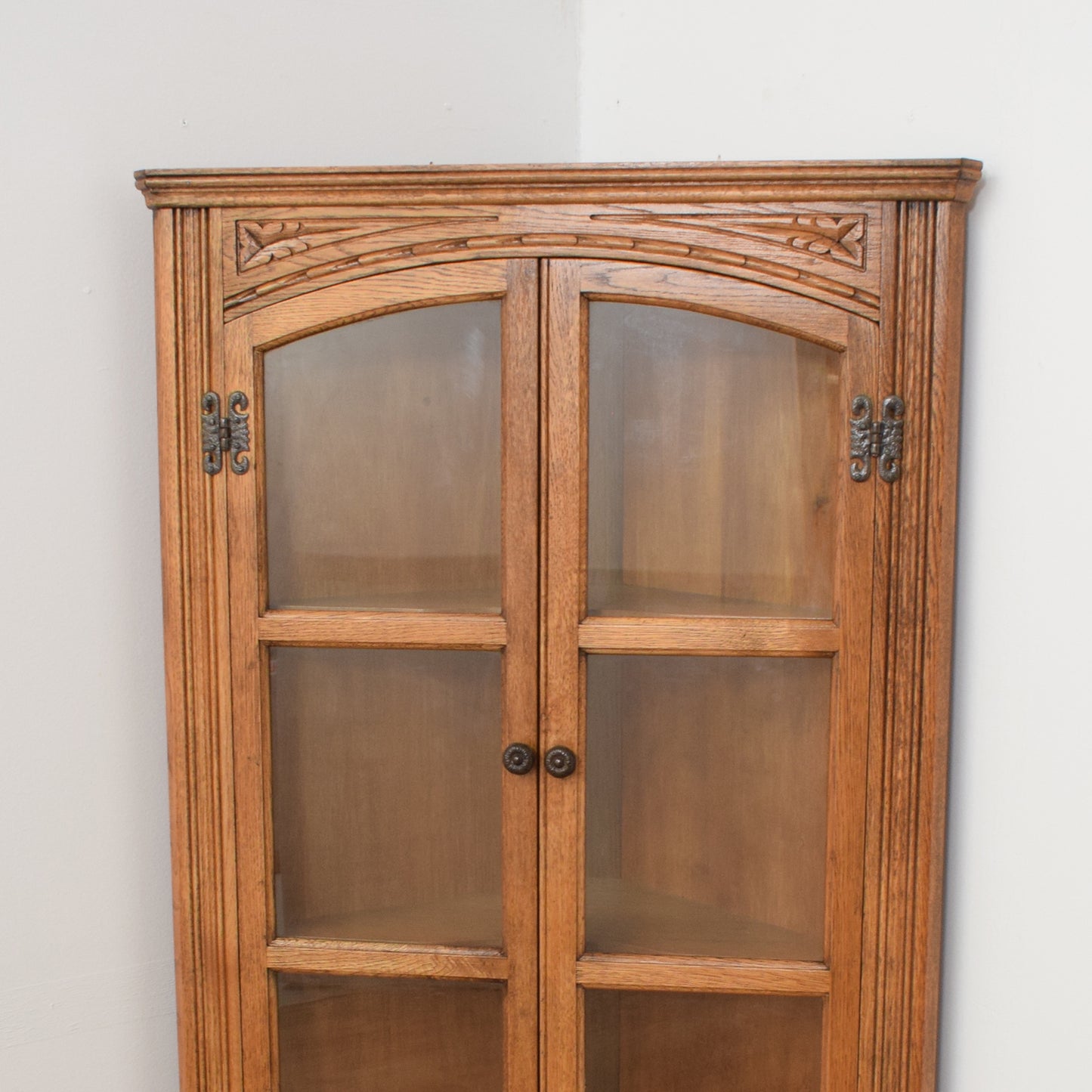 Old Charm Corner Unit