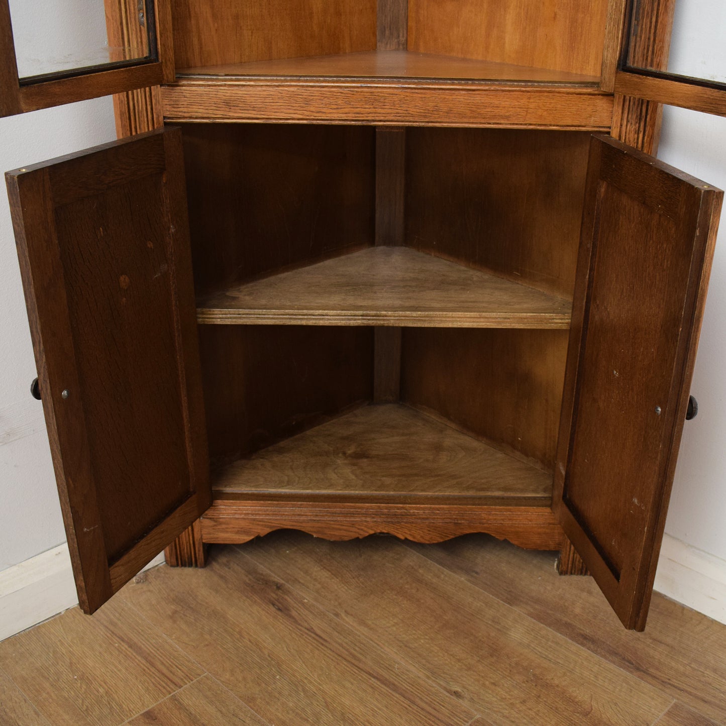 Old Charm Corner Unit