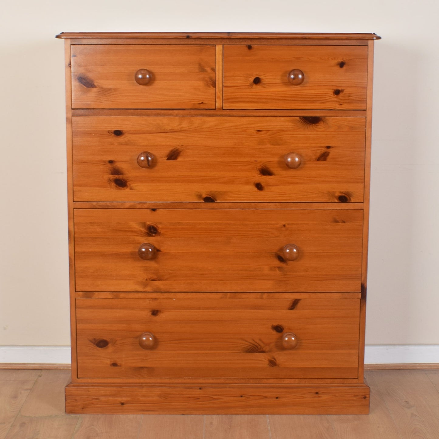 Pine Chest of Drawers