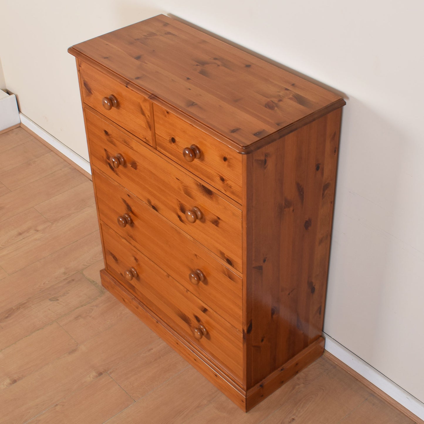 Pine Chest of Drawers