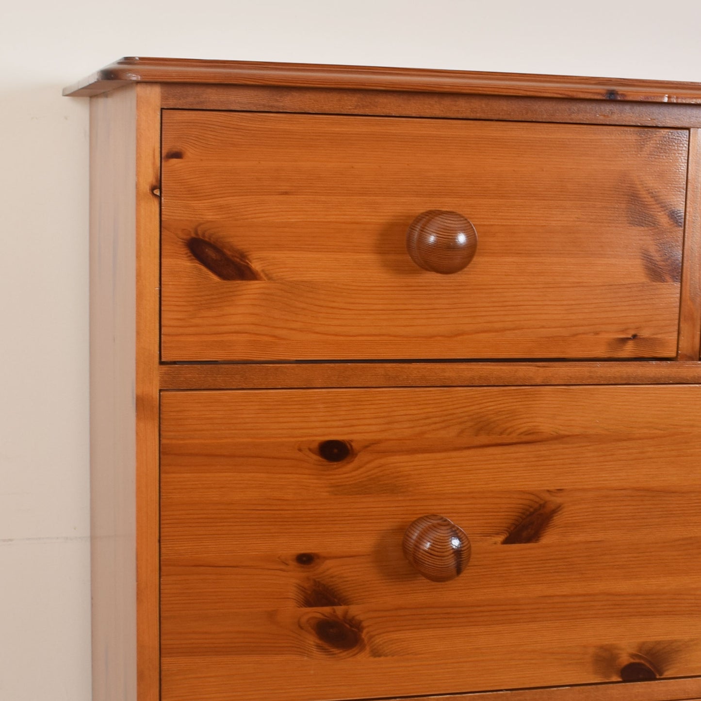 Pine Chest of Drawers