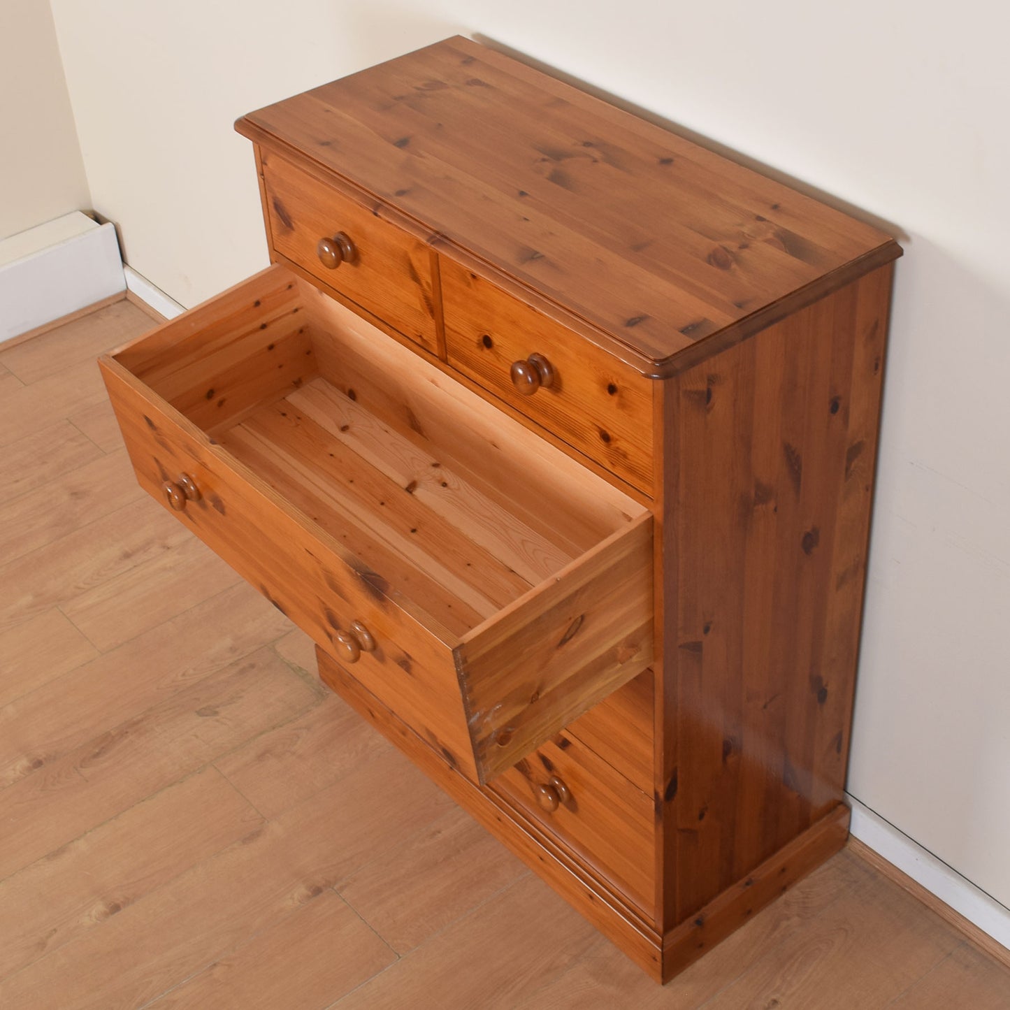 Pine Chest of Drawers