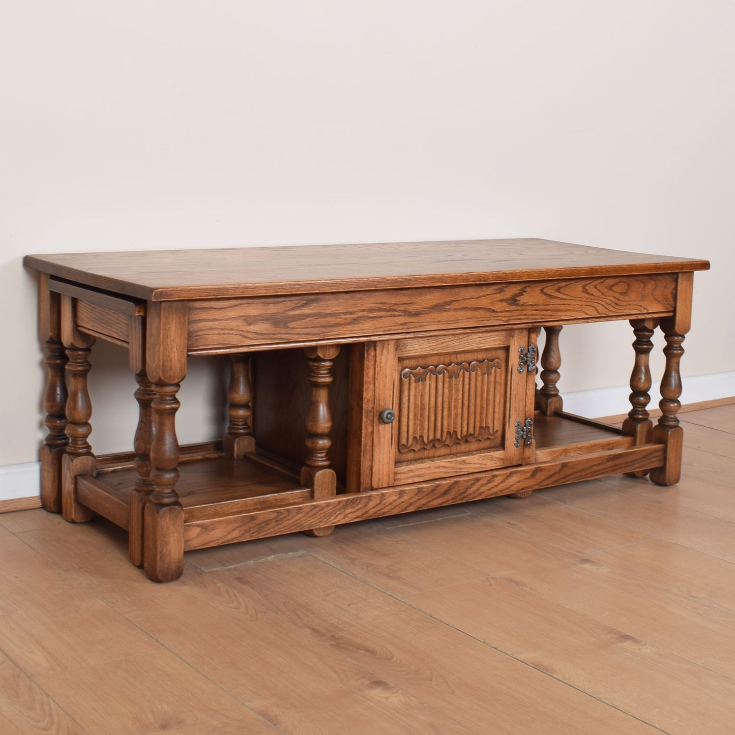 Old Charm Long-John Nest of Tables