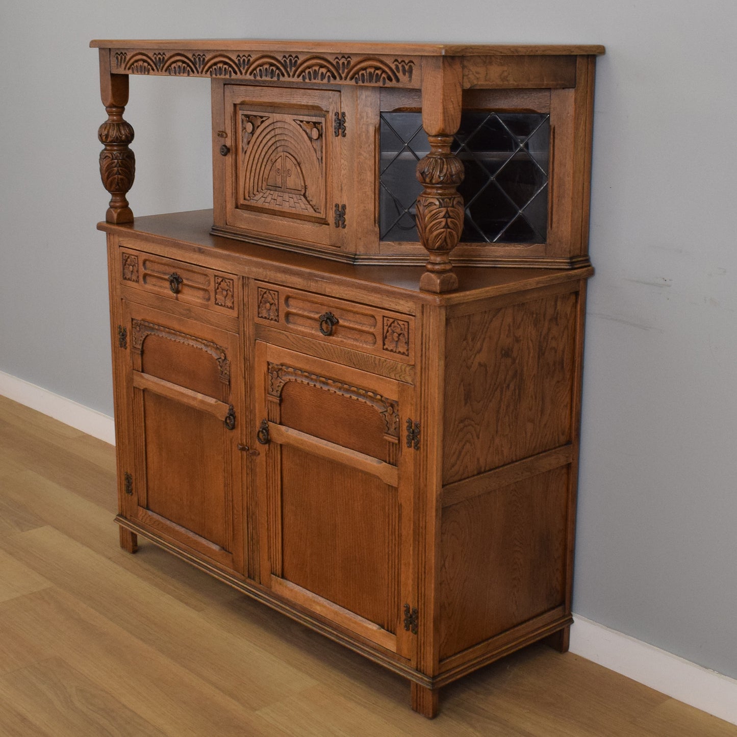 Court Cabinet