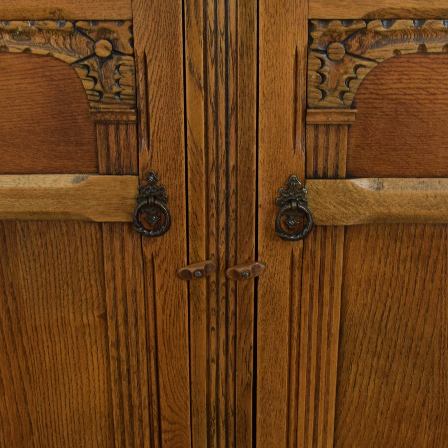 Court Cabinet