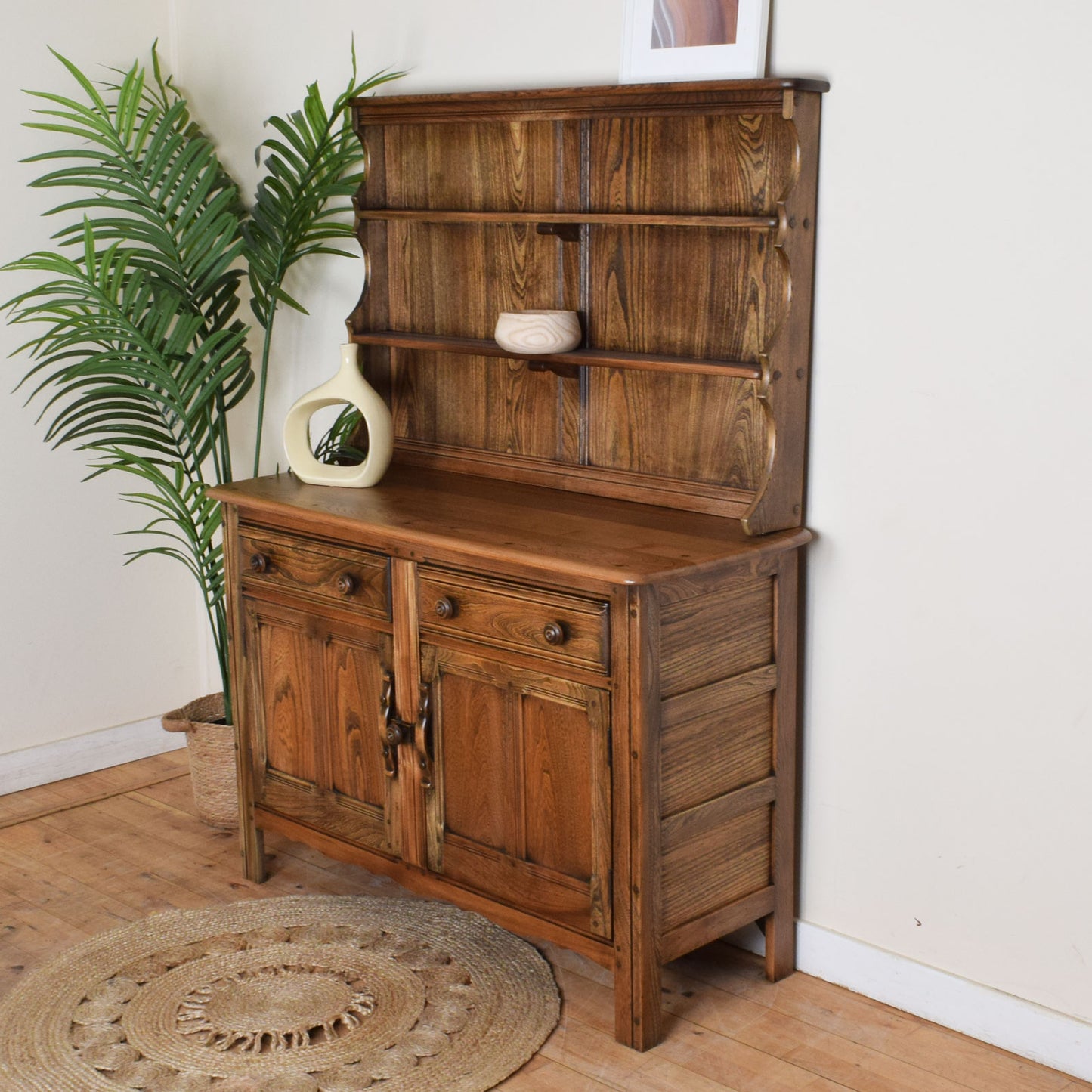 Ercol Dresser