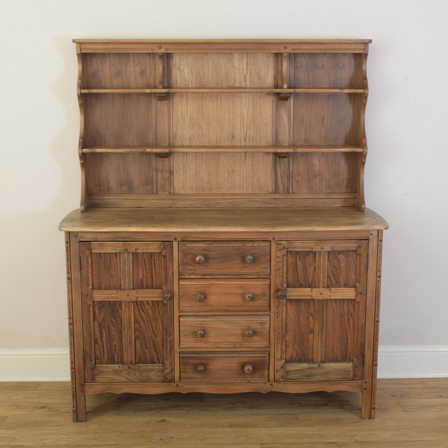 Ercol Dresser