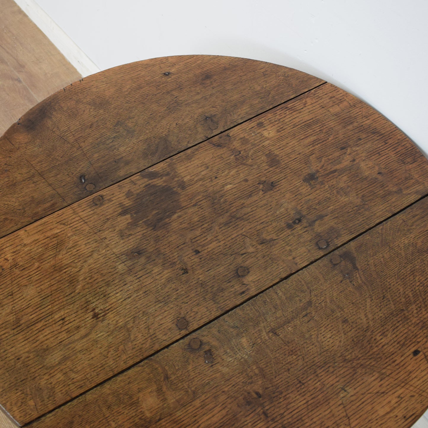 Tilt-Top Side Table