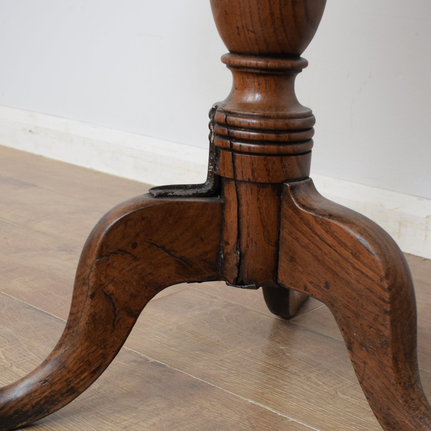 Tilt-Top Side Table
