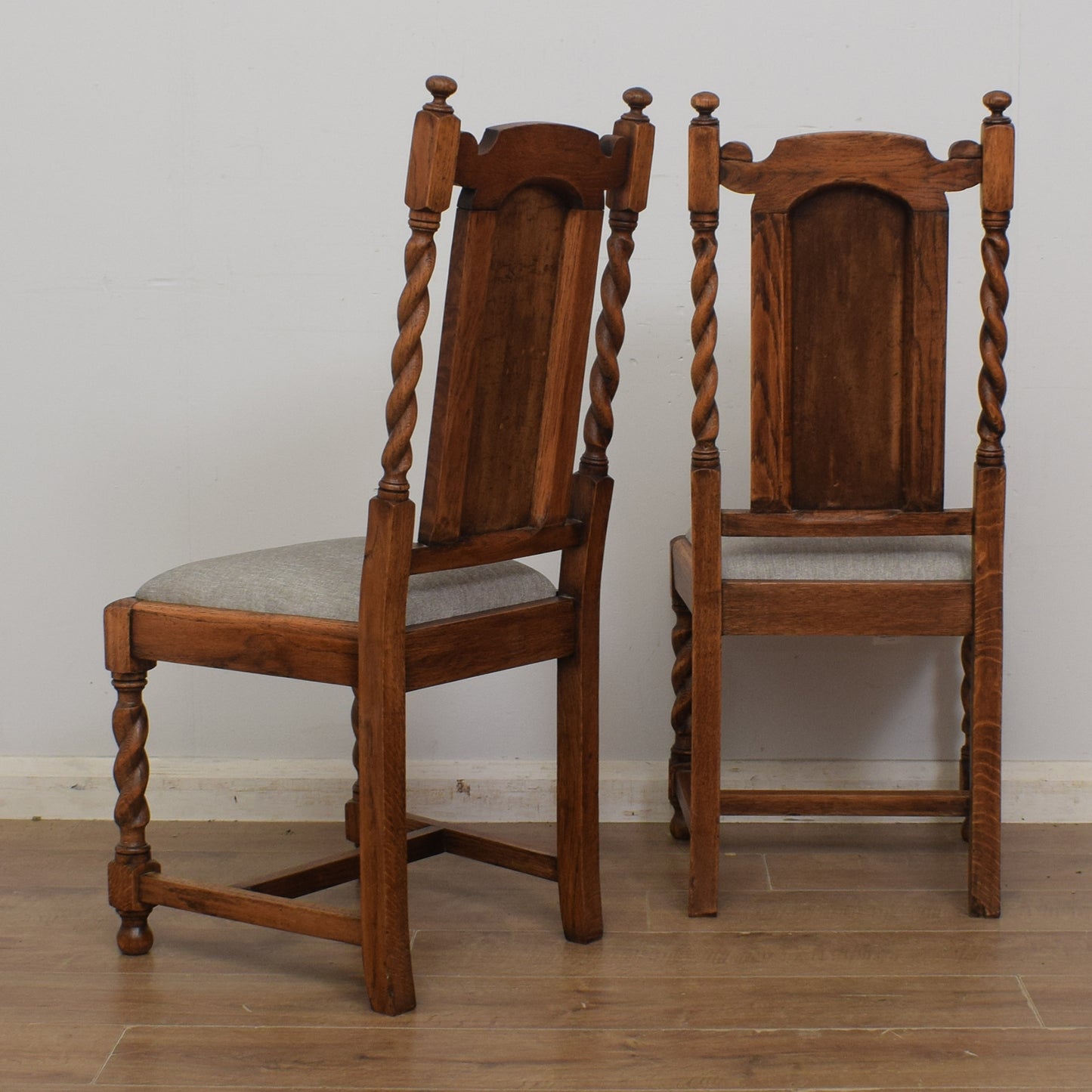 Barley Twist Draw Leaf Table & 4 Chairs