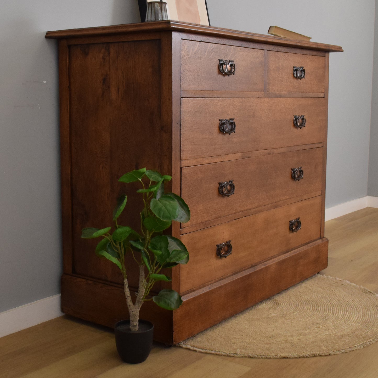 Large Oak Chest of Drawers