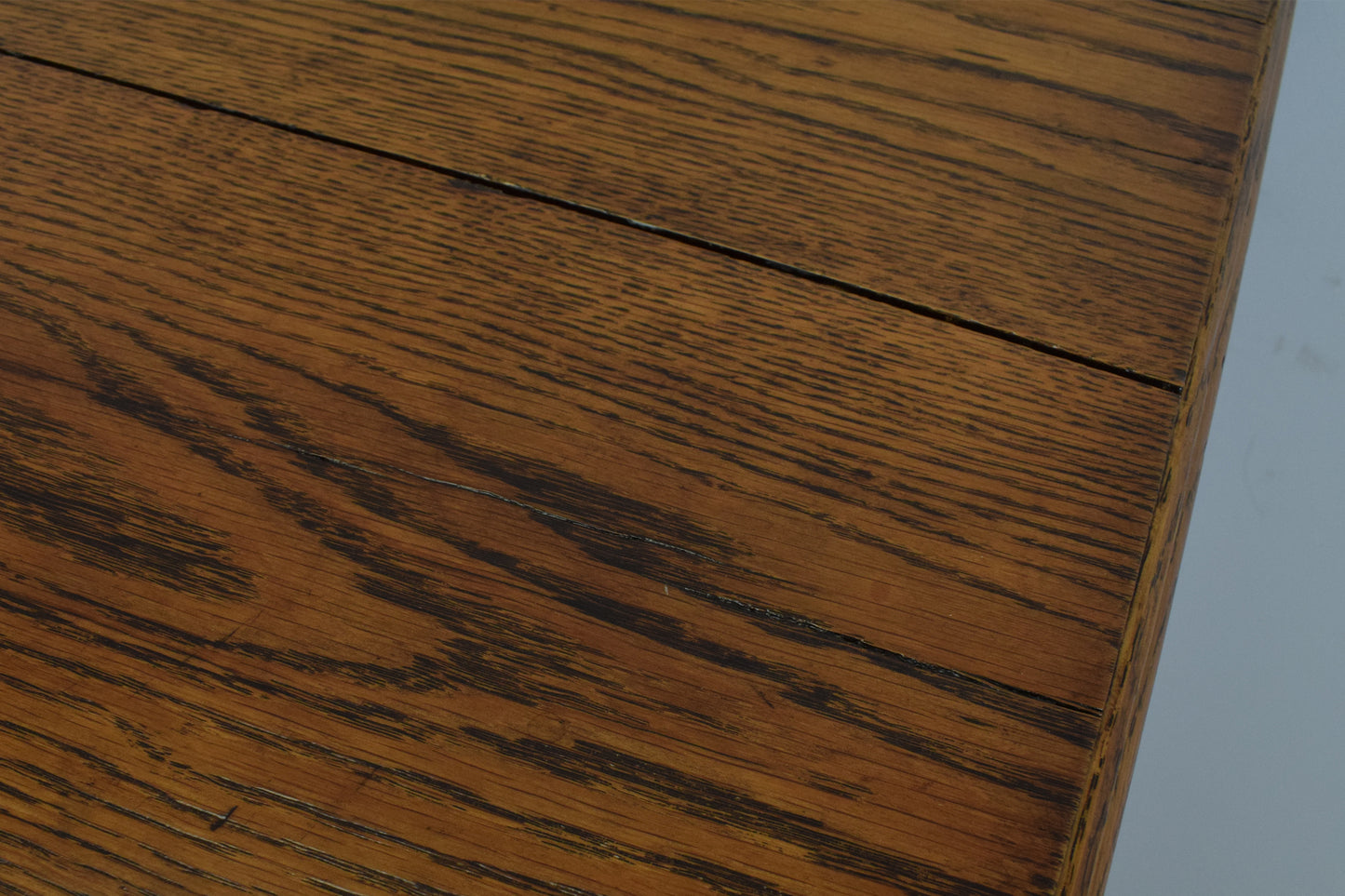 Large Oak Chest of Drawers
