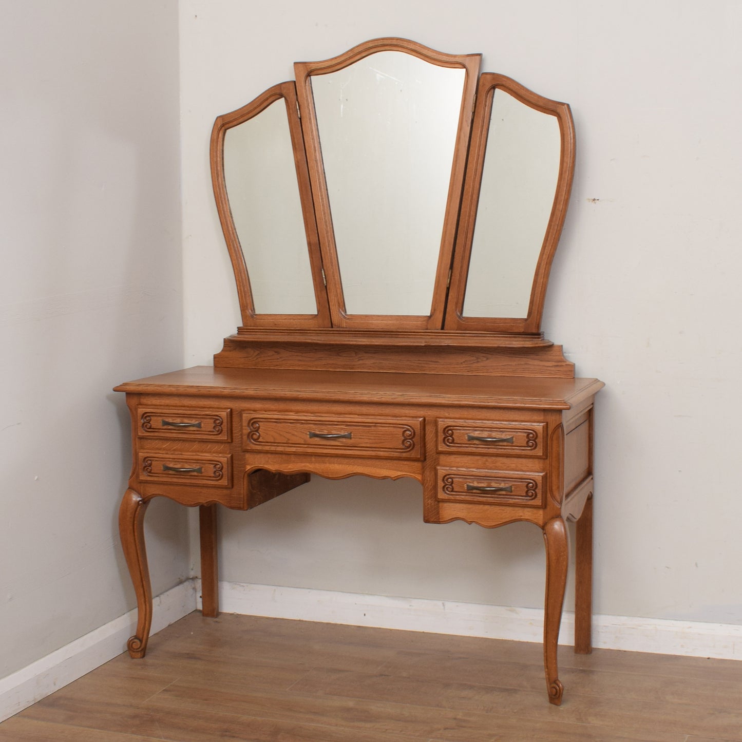 French Dressing Table