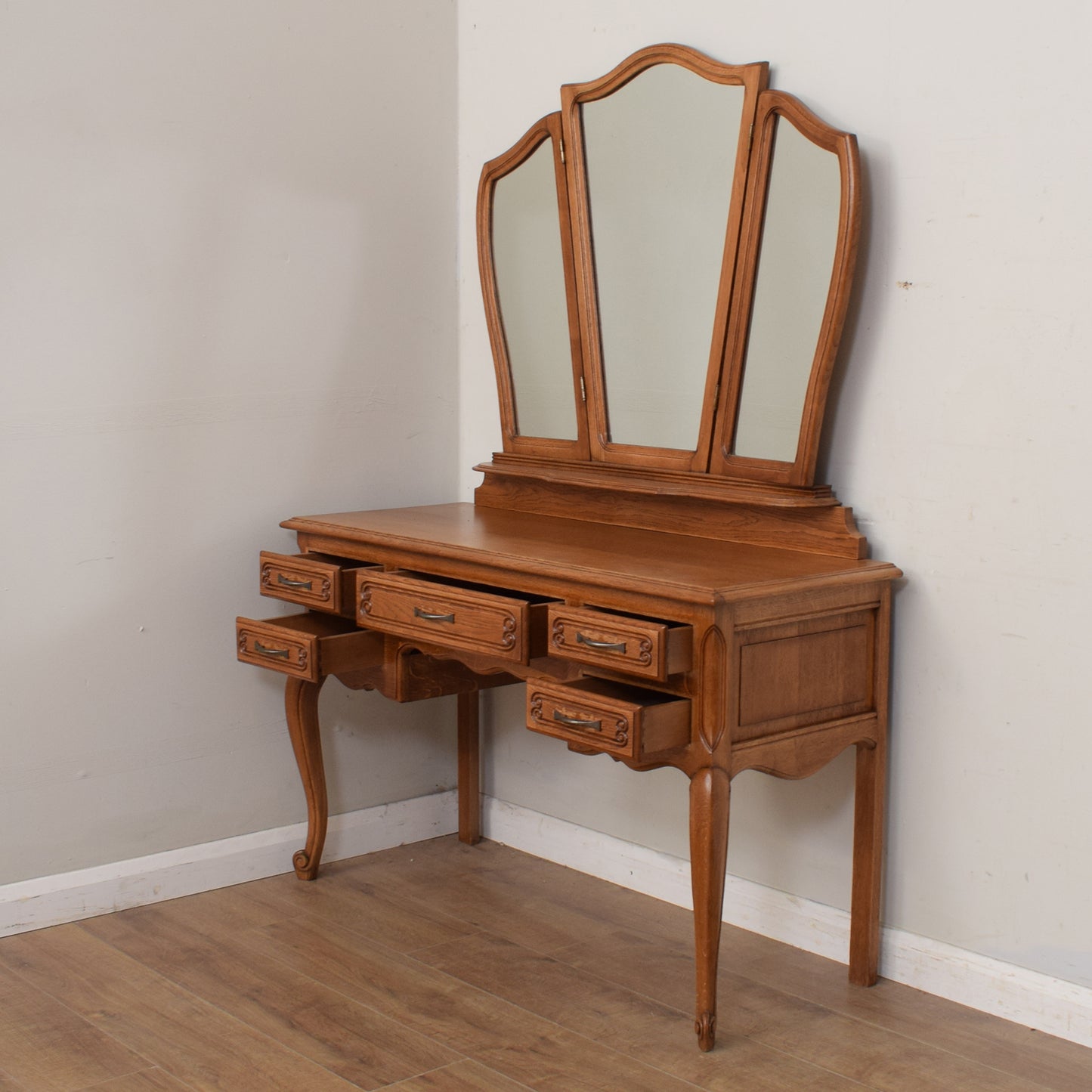 French Dressing Table