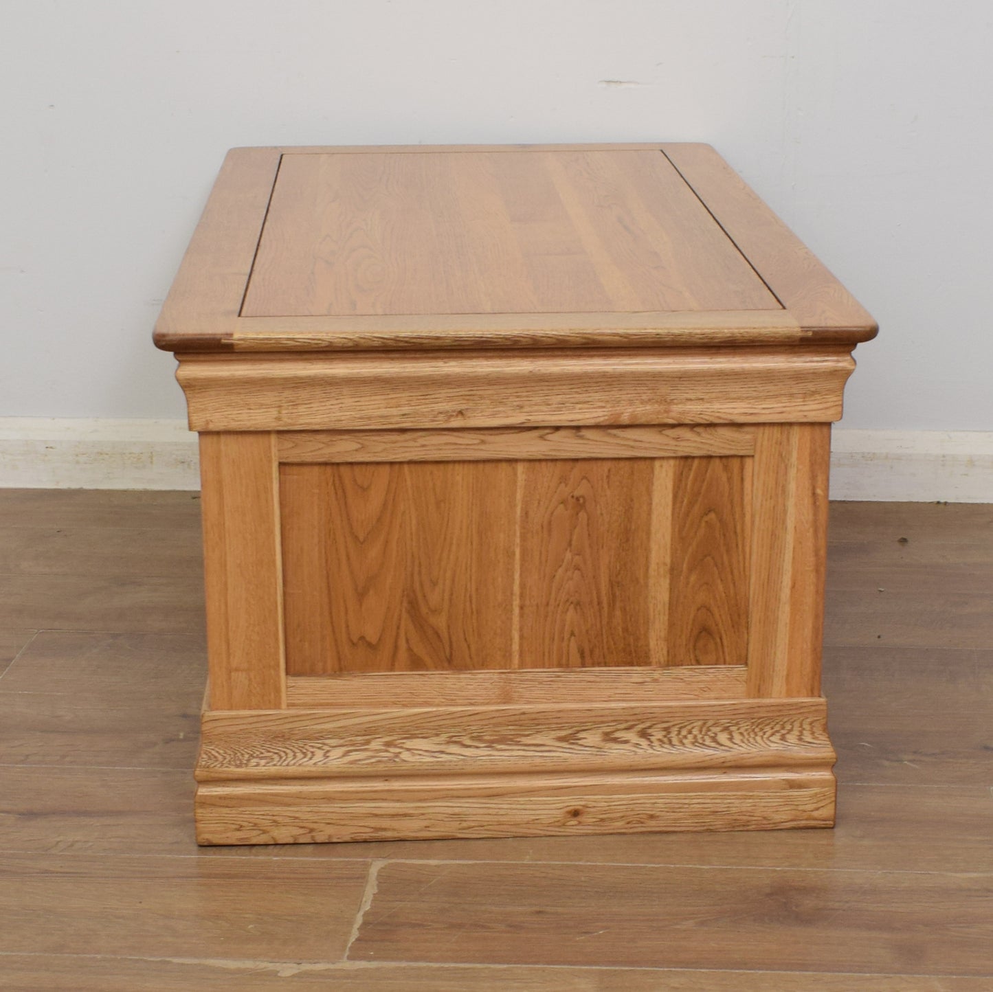 Modern Oak Coffee table
