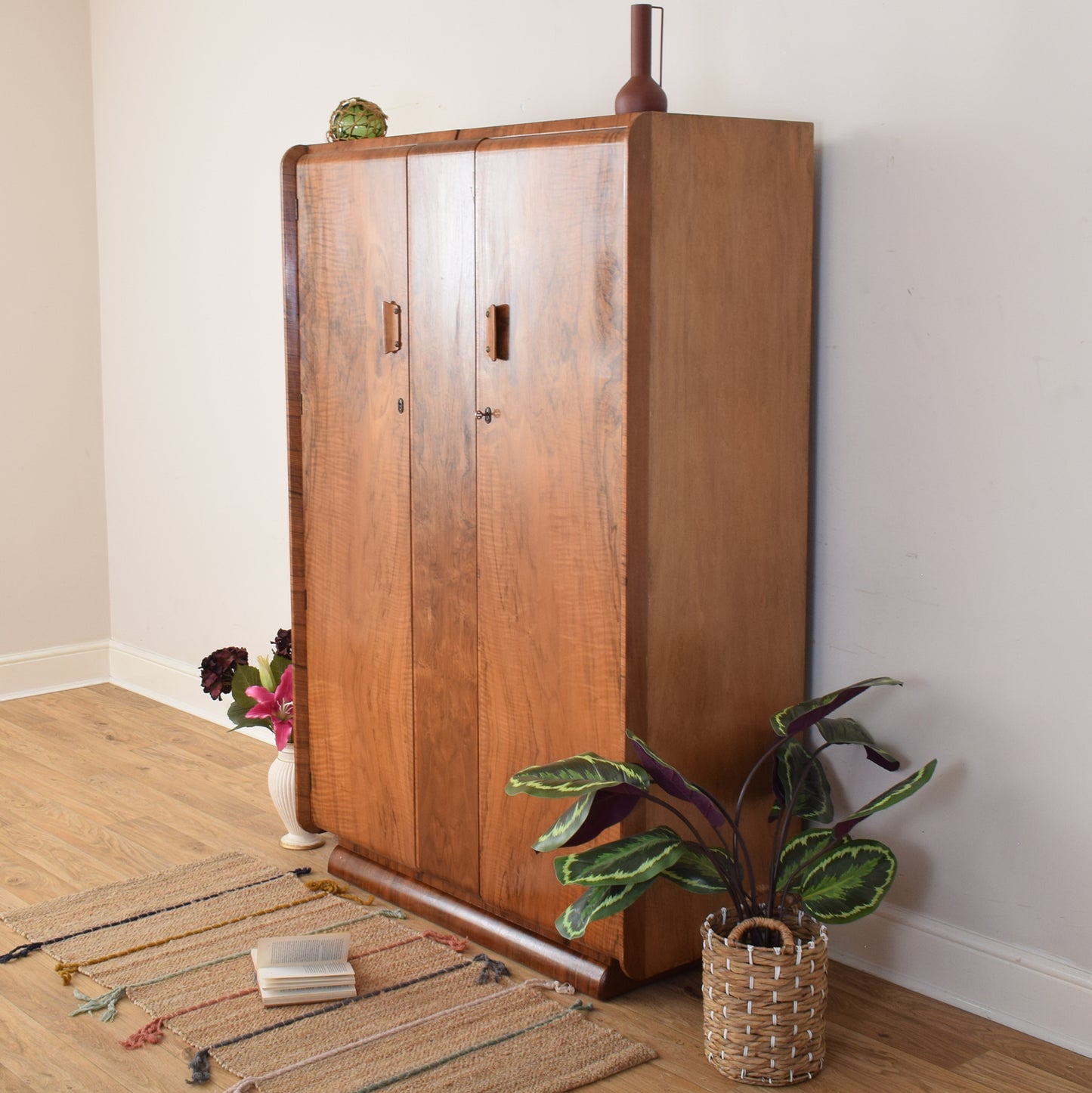 Large Walnut Veneer Wardrobe