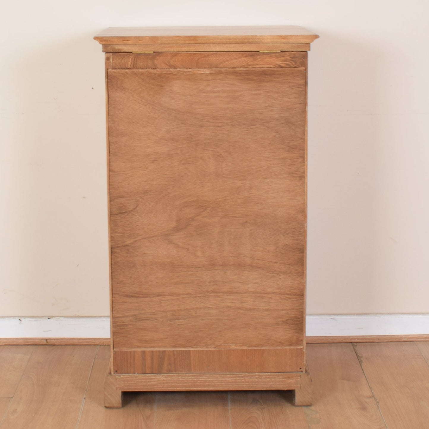 Ercol Cabinet Hifi Unit