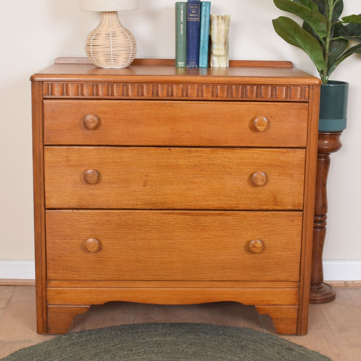 Oak Chest of Drawers