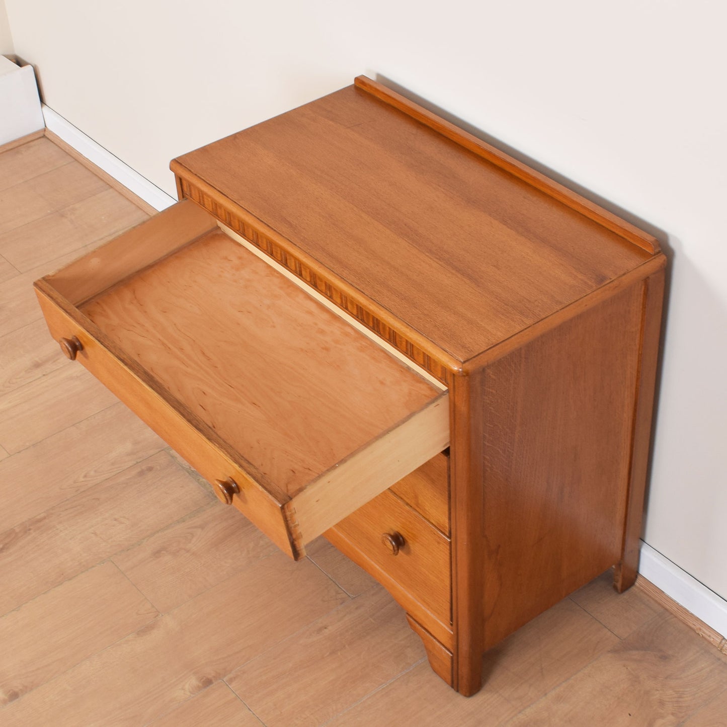 Oak Chest of Drawers