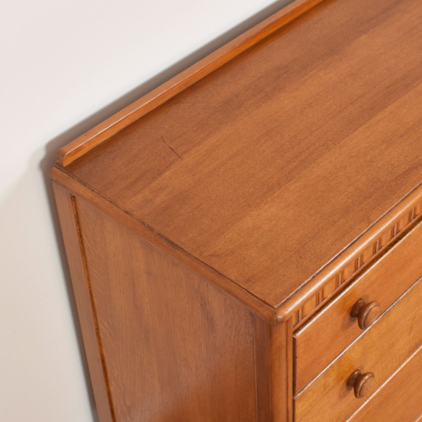 Oak Chest of Drawers