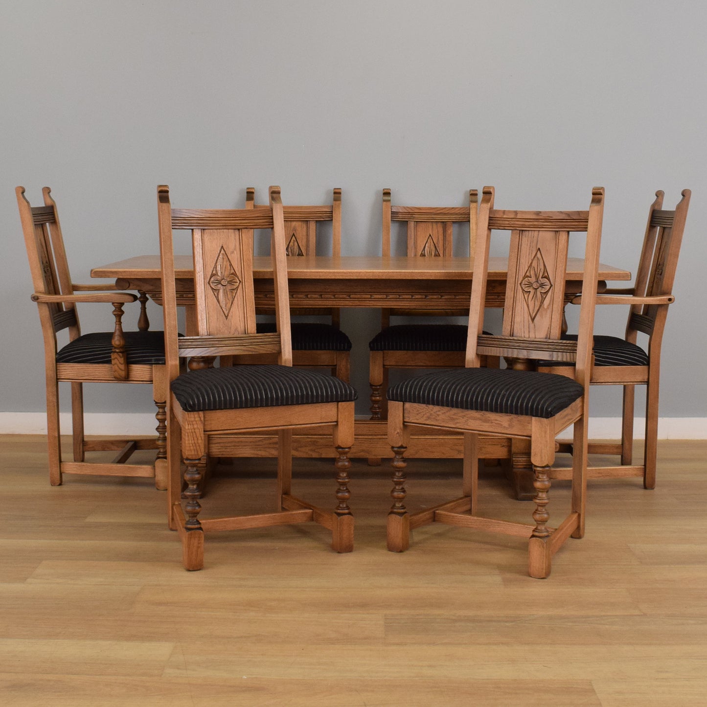 'Old Charm' Oak Table and Six Chairs