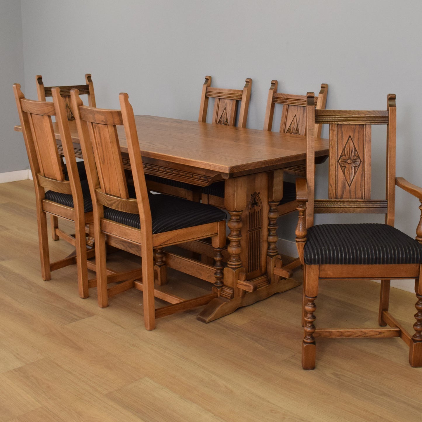 'Old Charm' Oak Table and Six Chairs