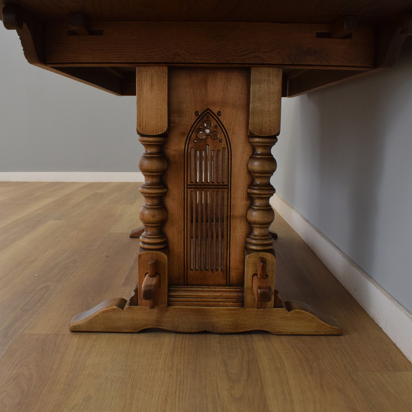 'Old Charm' Oak Table and Six Chairs