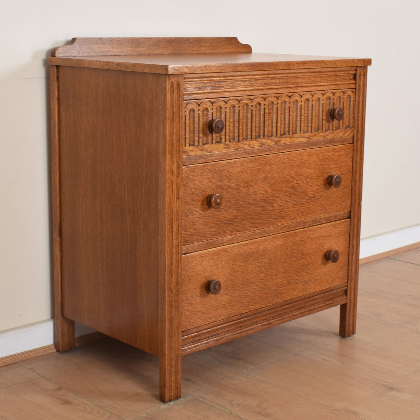 Oak Chest of Drawers