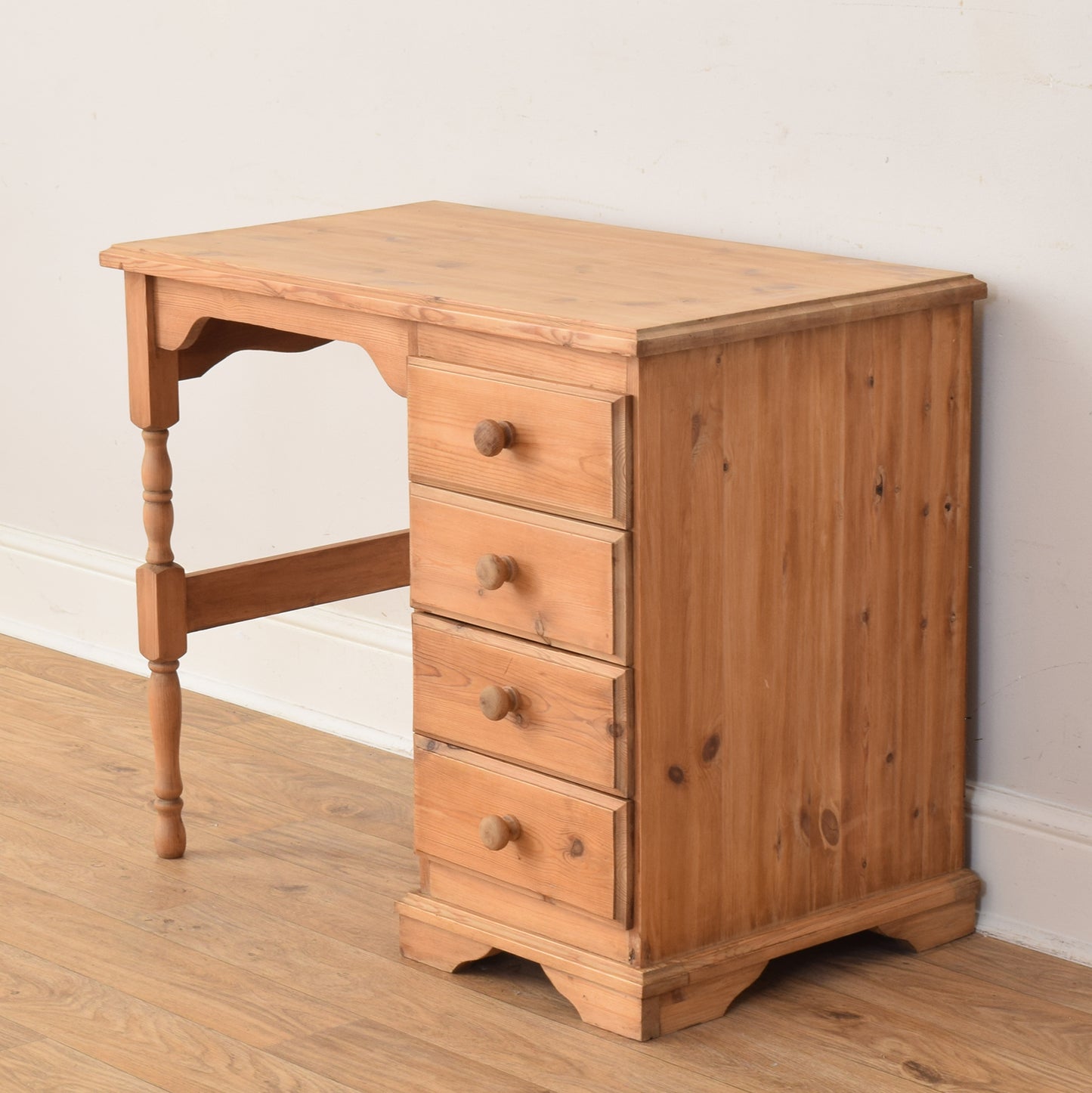 Pine Desk