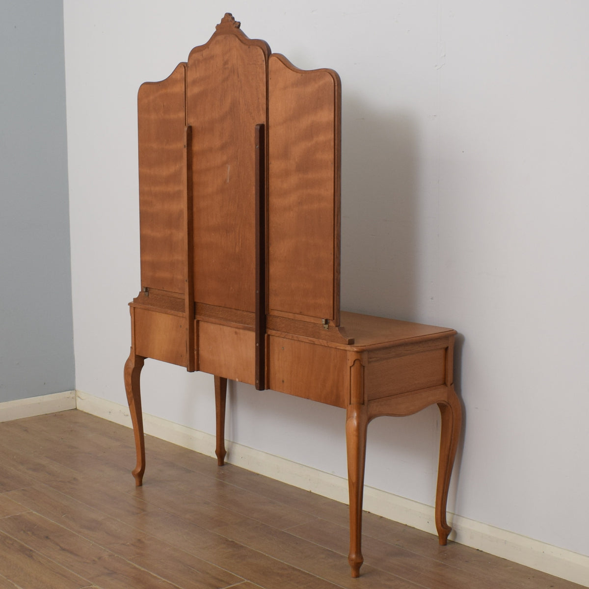 French Dressing Table
