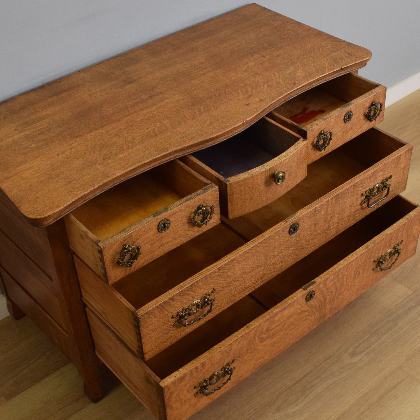 Large Oak Chest of Drawers