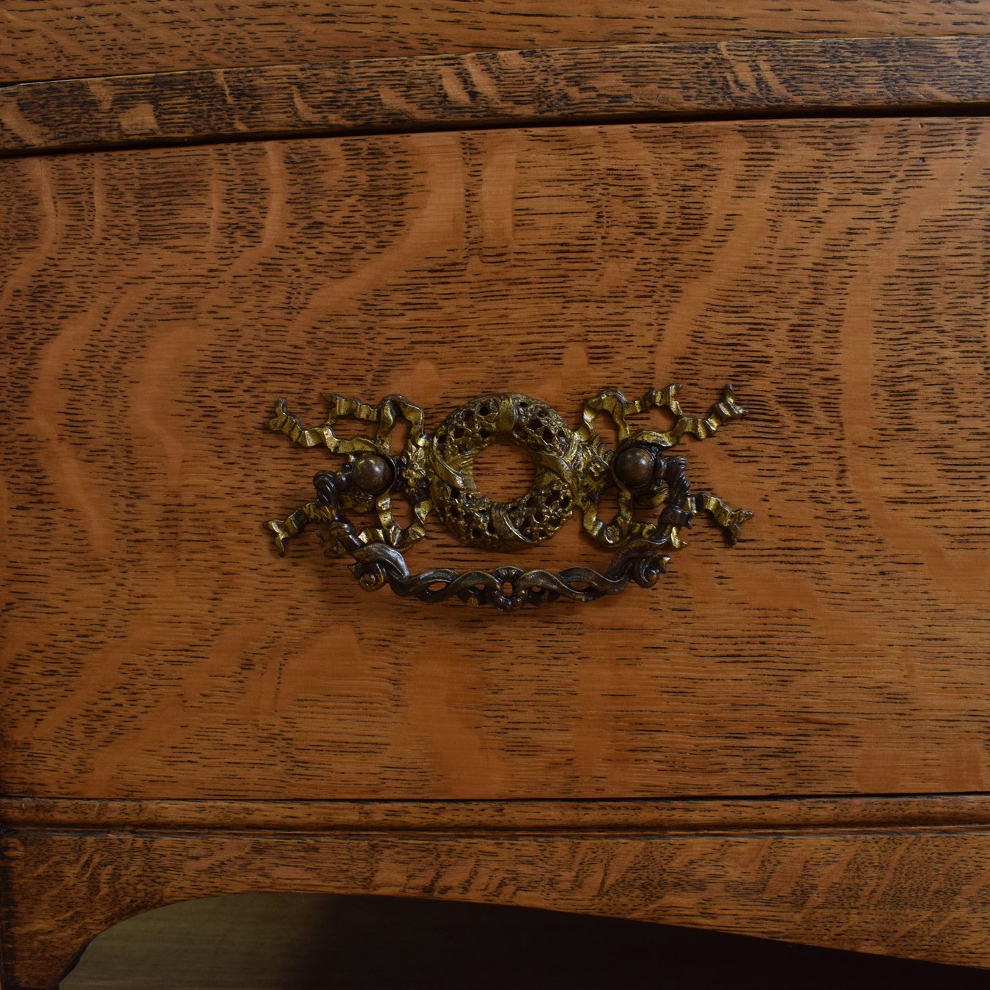 Large Oak Chest of Drawers