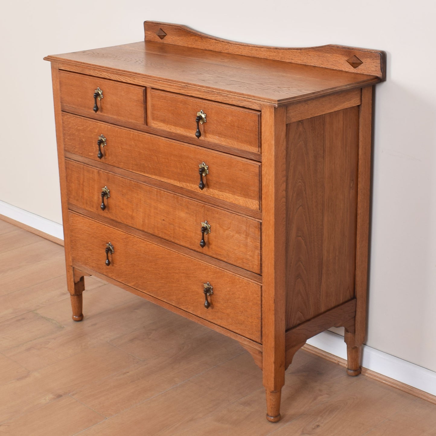 Oak Chest of Drawers