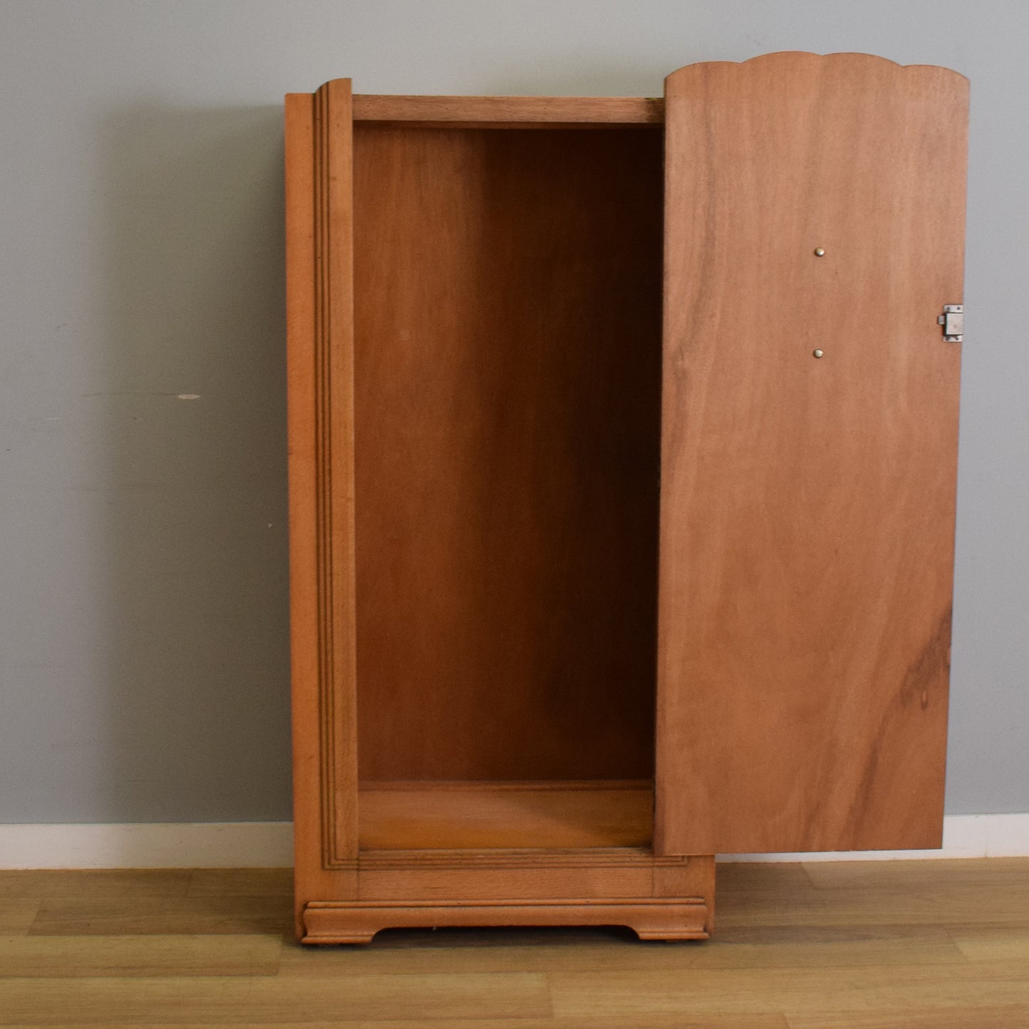 Small Oak Veneer Wardrobe