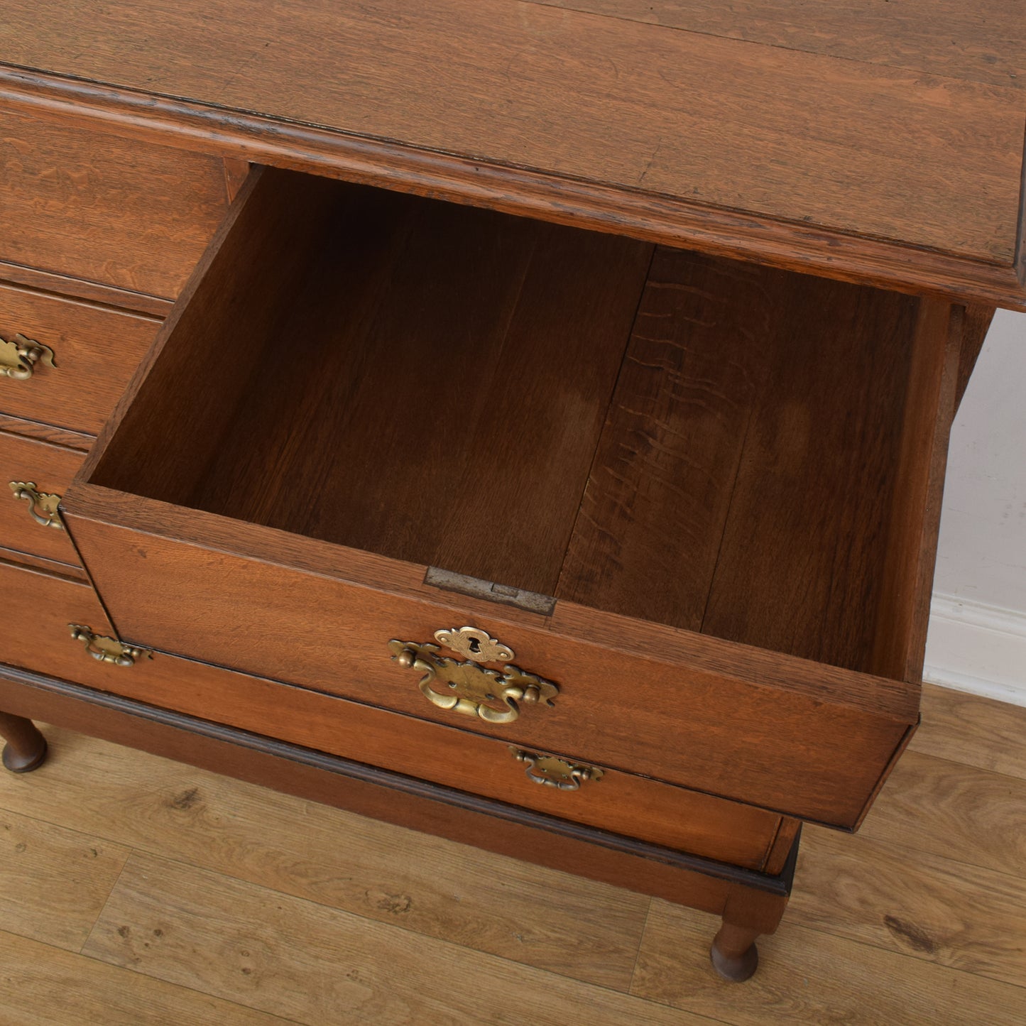 Oak Chest Of Drawers