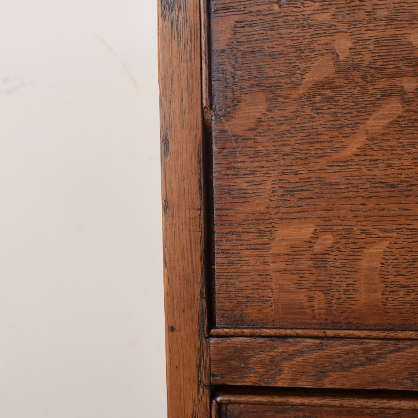 Oak Chest Of Drawers