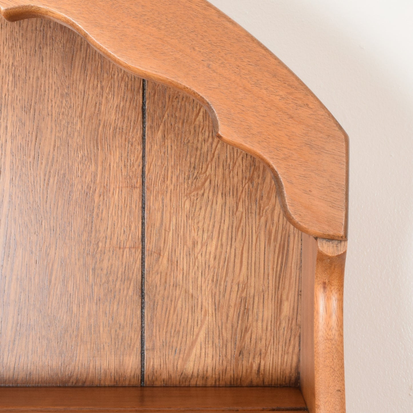 Oak 'Old Charm' Dresser
