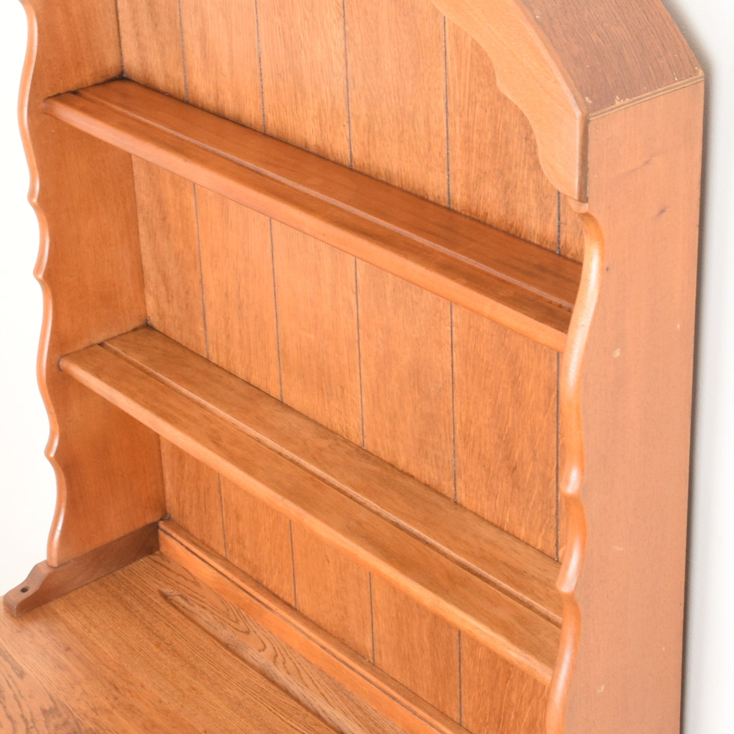Oak 'Old Charm' Dresser