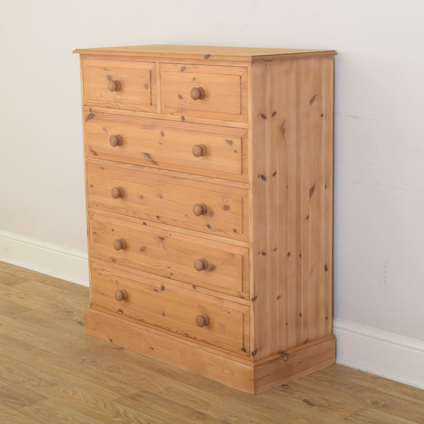 Pine Chest Of Drawers