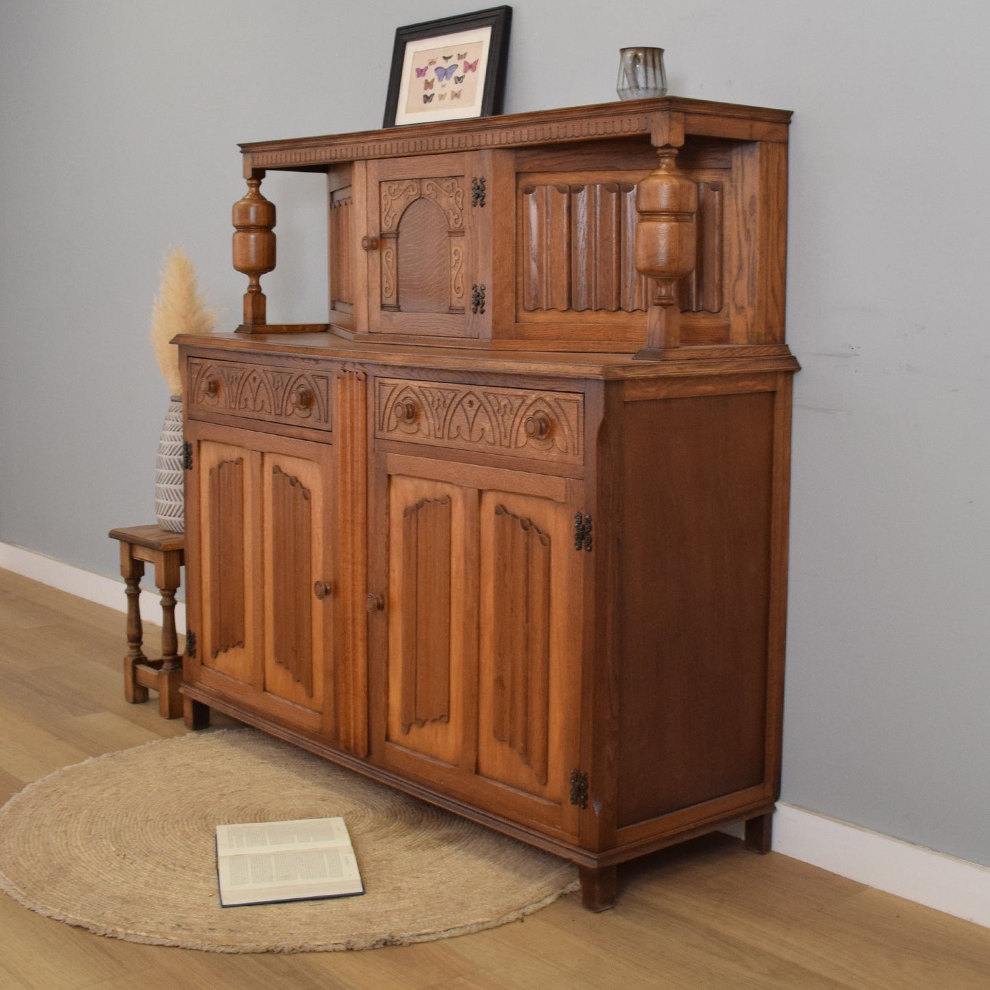 Oak Court Cabinet