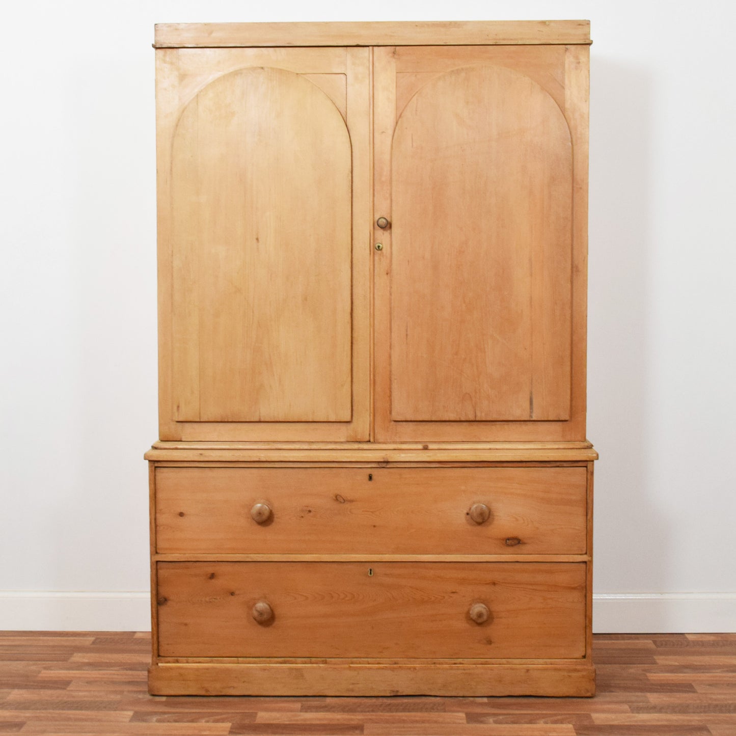 Rustic Pine Linen Press