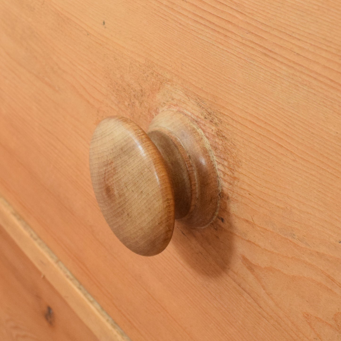 Rustic Pine Linen Press