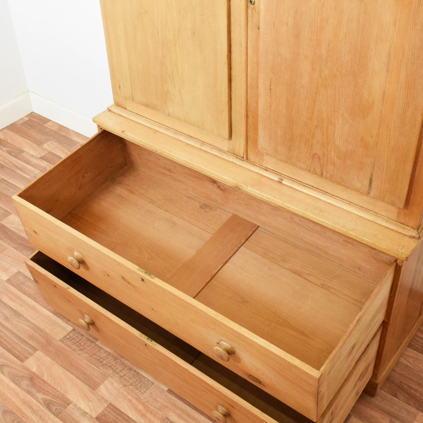 Rustic Pine Linen Press