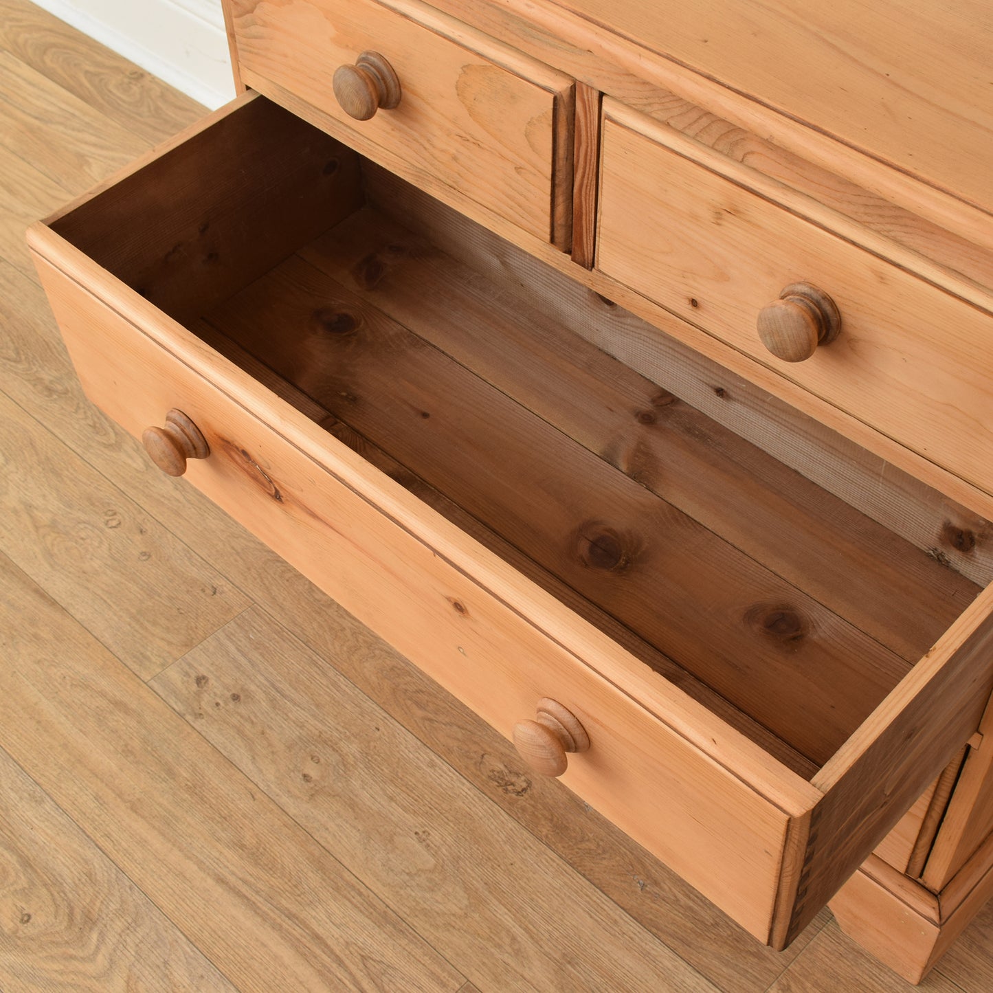 Pine Chest Of Drawers