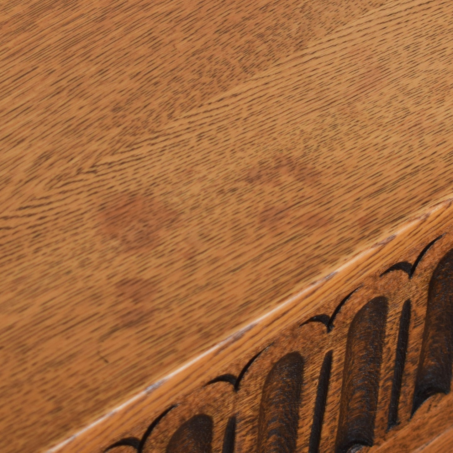 Oak Bedside Chest of Drawers